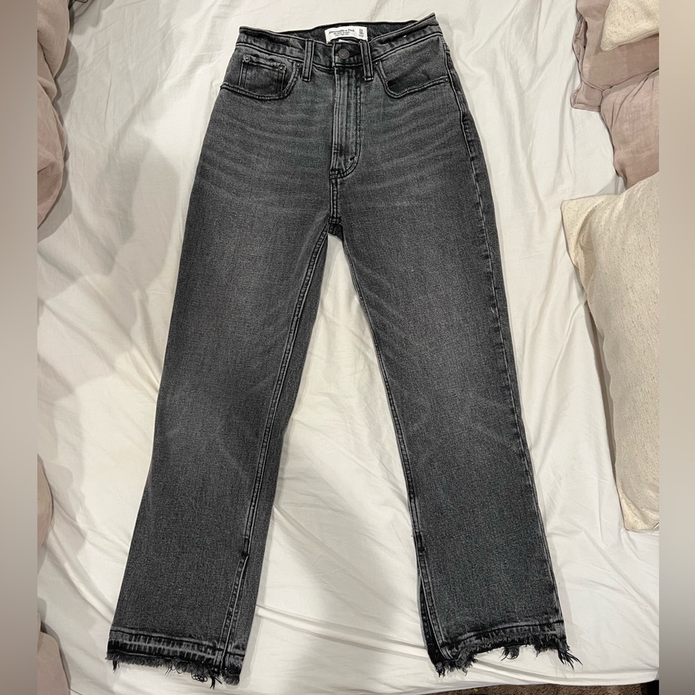 Abercrombie & Fitch Black Cropped Jeans
